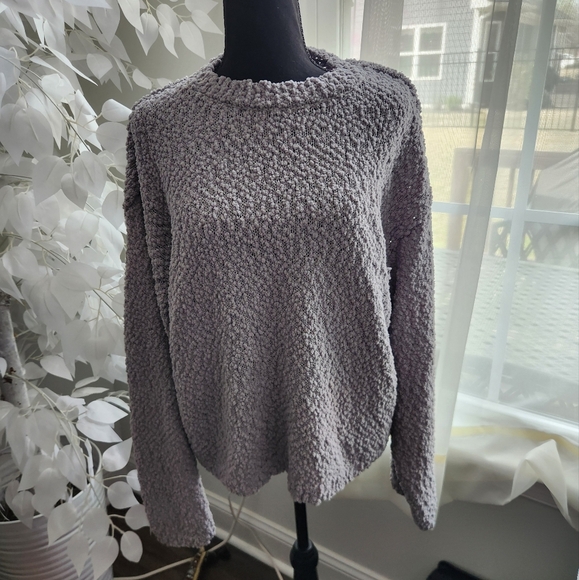 H&M Divides Gray Crew Neck Sweater Textured Knit Womens Size Large - Picture 1 of 5
